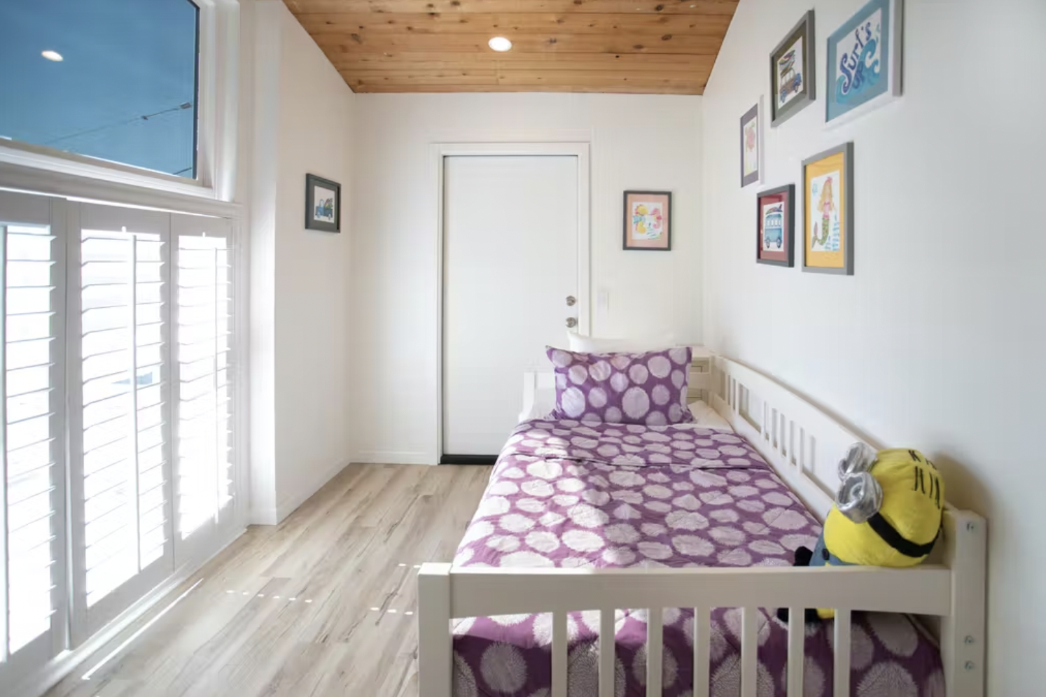 Rockaway Home - Image 35